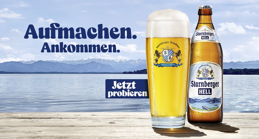 Aufmachen. Ankommen. Jetzt probieren: Starnberger Hell im neuen Design mit Bierglas und Flasche vor See- und Bergkulisse.